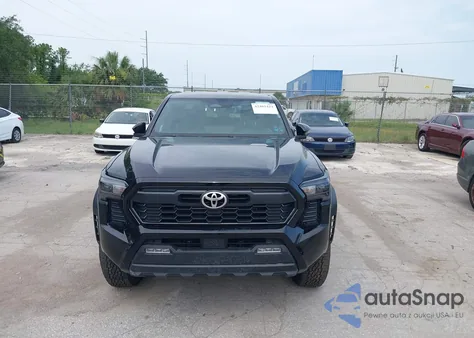 2025 Toyota Tacoma Trd Off Road 4Wd z USA, uszkodzony, nr VIN 3TMLB5JN0SM088420